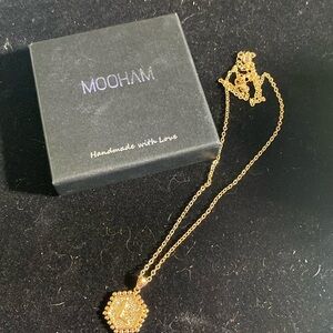 Mooham Gold Necklace with “L” Pendant